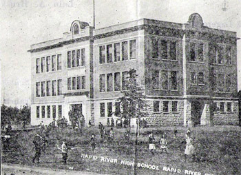 Rapid River High School 1918