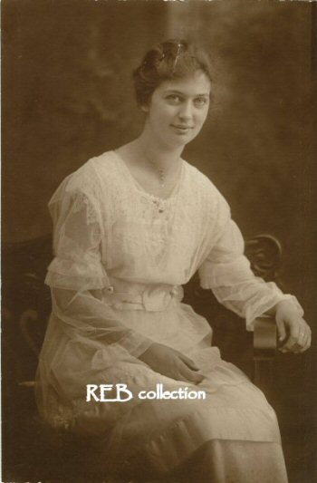 Helen (Burgess) Courter