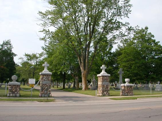 Holy Cross Cemetery entrance