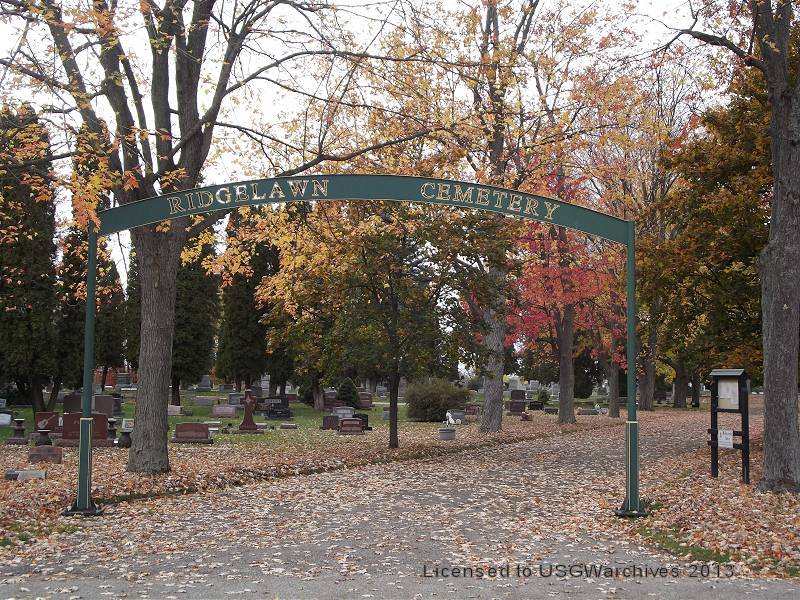 Ridgelawn Cemetery Entrance