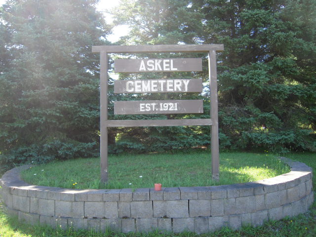 Askel cemetery Entrance photo