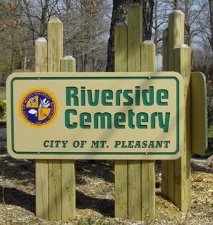 Riverside Cemetery sign