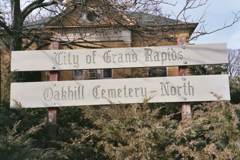 North Oakhill Cemetery Sign