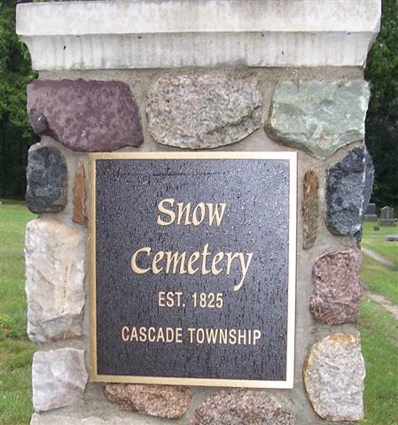 Arcacia Cemetery Entrance