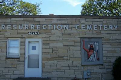 Resurrection Cemetery