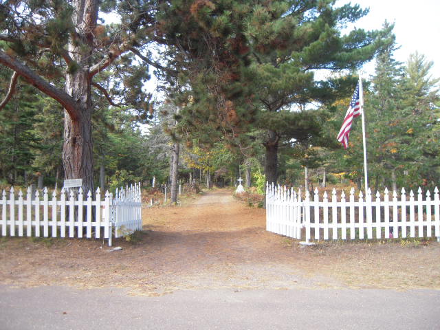 Pine Grove Cemetery Entrance