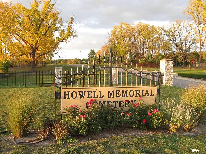 Howell Memorial Cemetery sign
