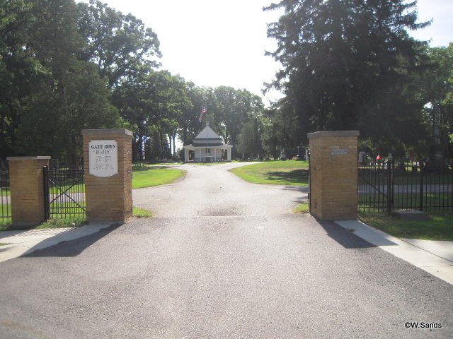 Oakwood Cemetery Entrance