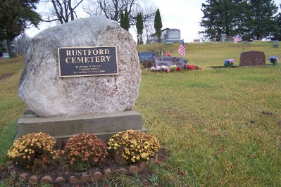 Rustford Cemetery Sign