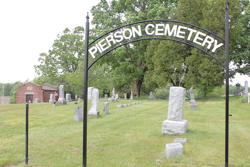 Pierson Cemetery Sign