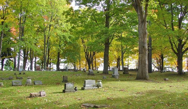 Oakhurst Cemetery overview
