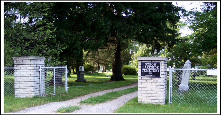 Oxbow Lakeside Cemetery Entrance