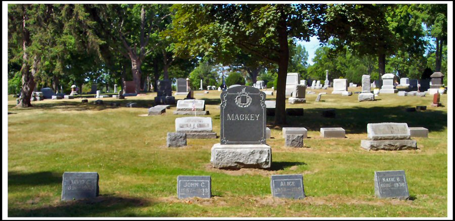 Lakeside/Holly Village Cemetery