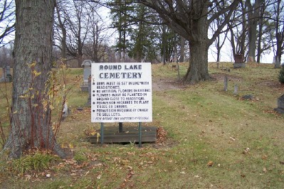 Round Lake Cemetery Sign