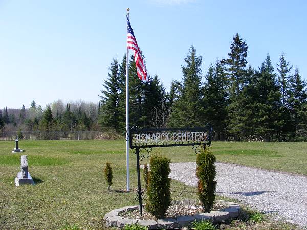 Bismarck (New)/Iowa Synod Lutheran/Old Hope Lutheran Church/Saint James' German Lutheran Cemetery Entrance