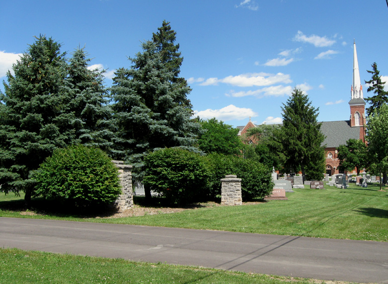 St. Lorenz Evengelical Luthern Cemetery Entrance