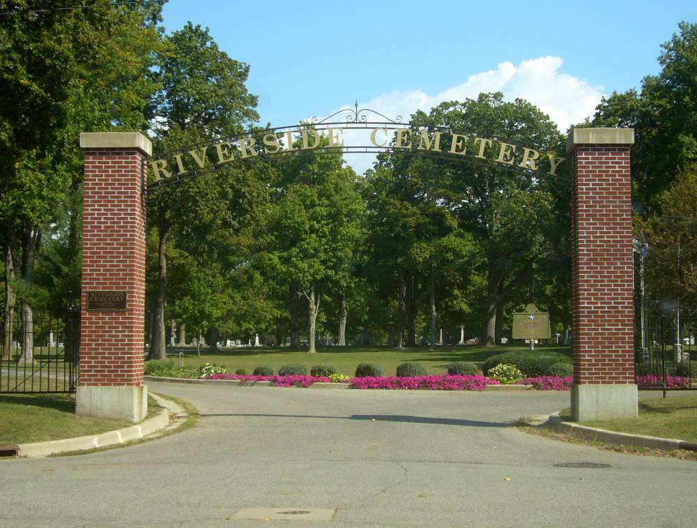 Riverside Cemetery sign