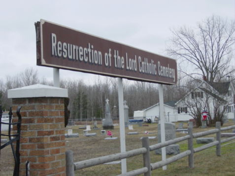 resurrection_cemetery.jpg (36950 bytes)