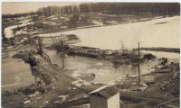 flood1.jpg (34279 bytes)