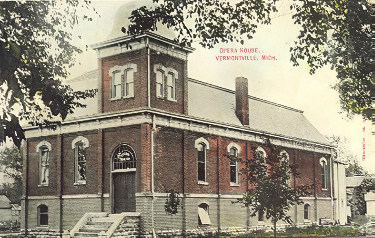 VerOperaHouse.jpg (69838 bytes)