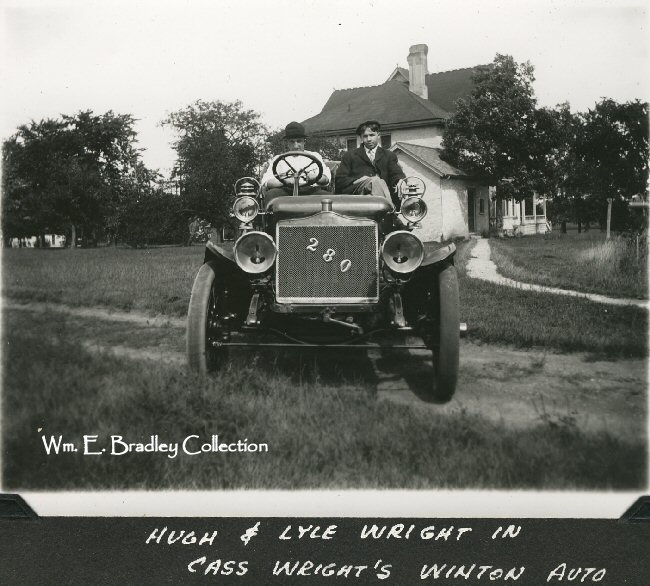 Cass T. Wright's Winton Auto