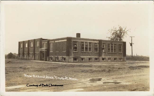 Trufant - School