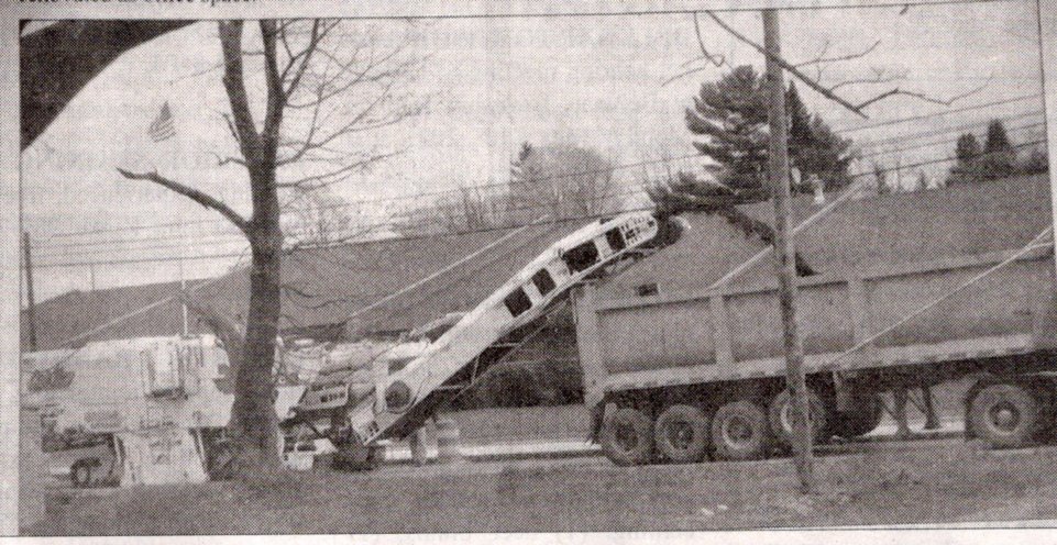 width="900"